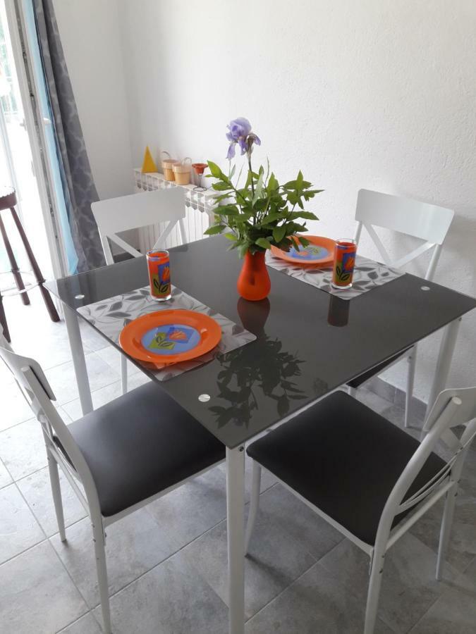 Pauli Appartement Kaštela Buitenkant foto
